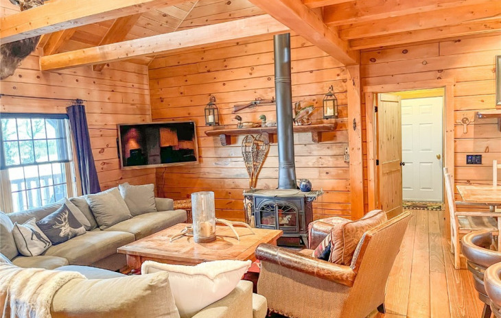 30050 Hibbert Lane Photo