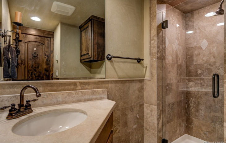 2322 Apres Ski Way Photo