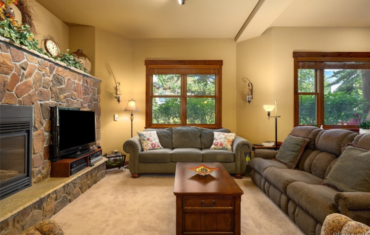 1444 Moraine Circle Photo