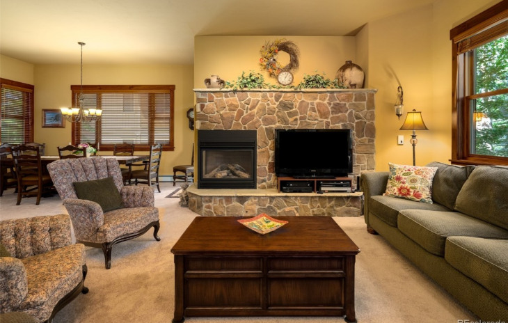 1444 Moraine Circle Photo