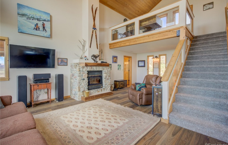 27355 Grouse Court Photo