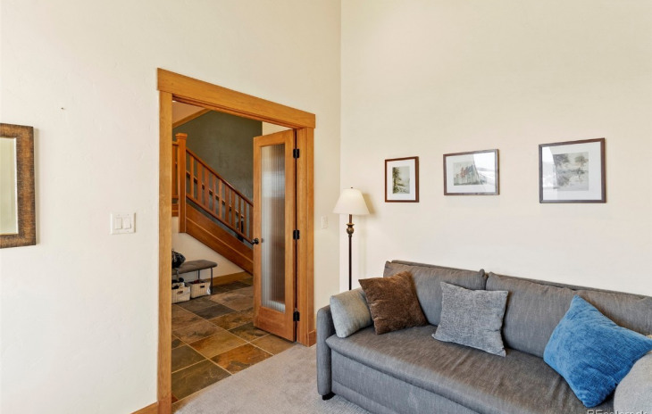 106 Oak Ridge Circle Photo