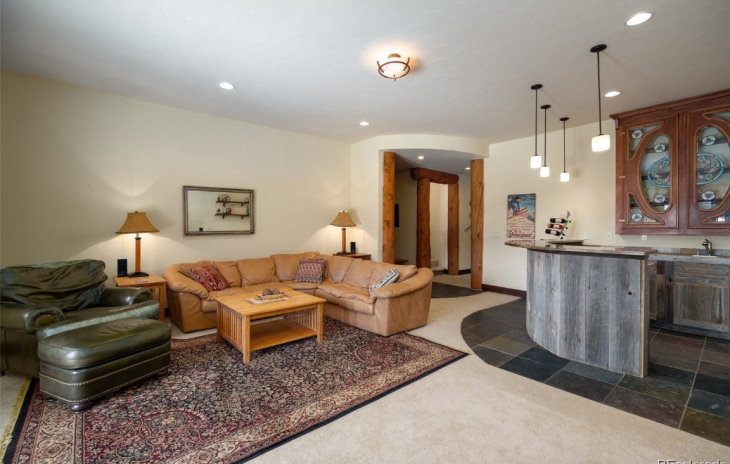 2248 Golf View Way Photo