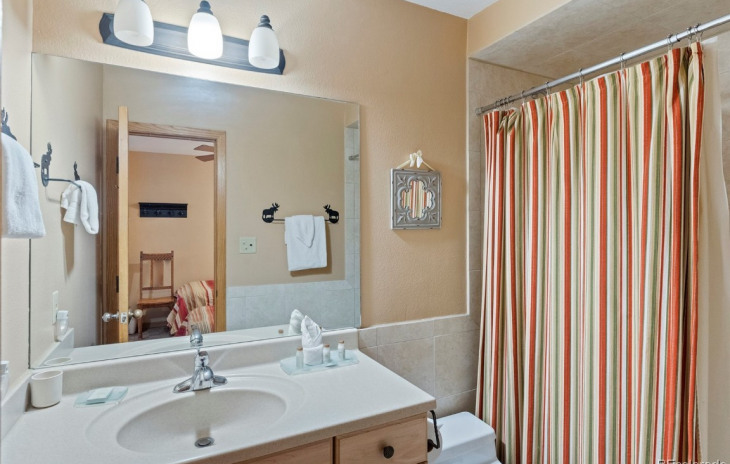 2800 Village Drive Photo