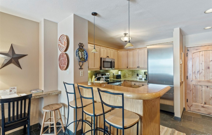 2800 Village Drive Photo