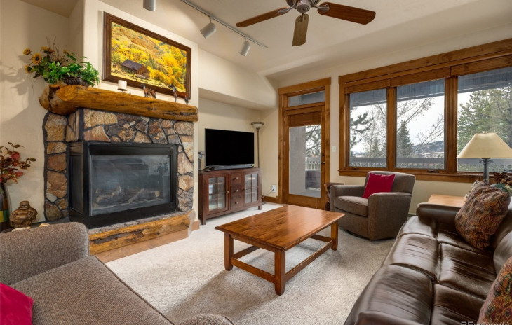 2920 Village Drive Photo