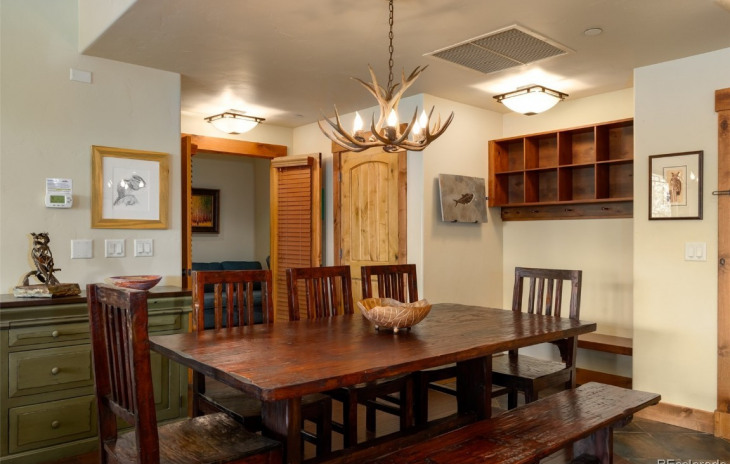 1800 Medicine Springs Drive Photo