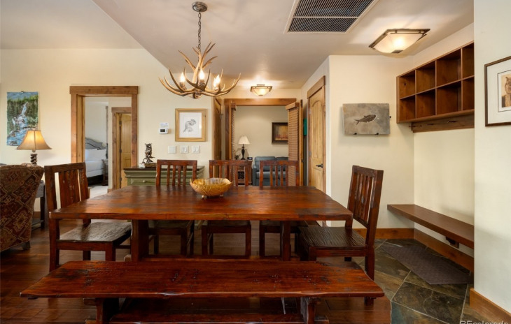 1800 Medicine Springs Drive Photo