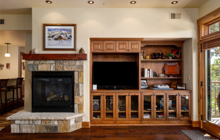 1800 Medicine Springs Drive Photo