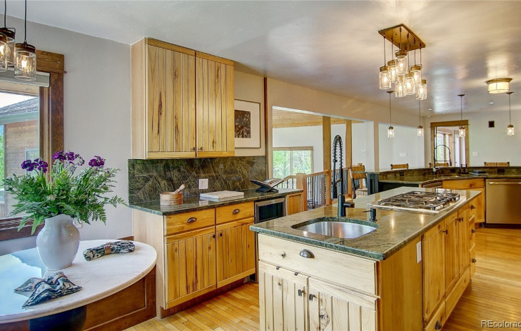 115 Valverdant Circle Photo