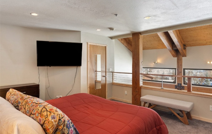 31595 Buckingham Lane Photo