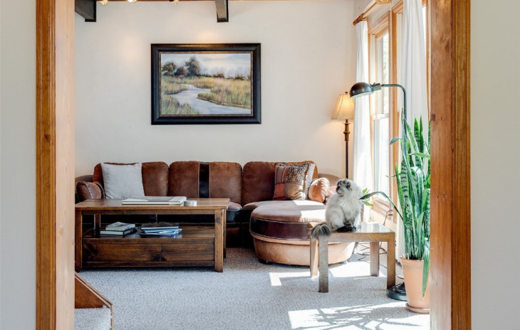 2555 Honeysuckle Lane Photo