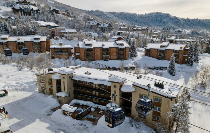 2320 Ski Trail Lane Photo