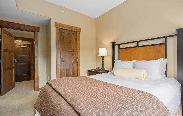 1175 Bangtail Way Photo