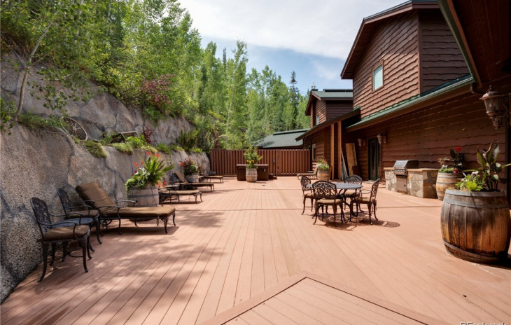 2510 Ski Trail Lane Photo