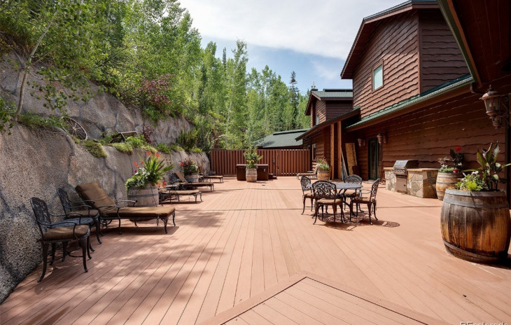 2510 Ski Trail Lane Photo
