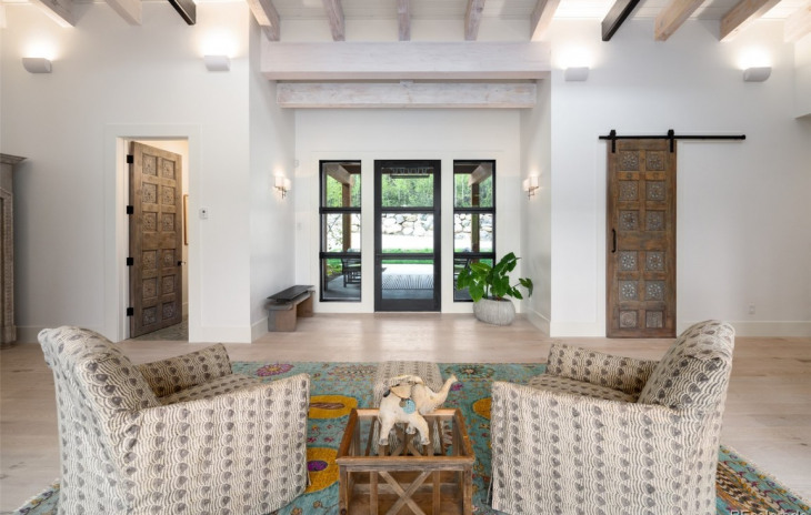 1405 Secluded Court Photo