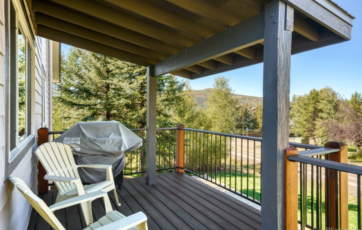 1915 Walton Creek Road Photo