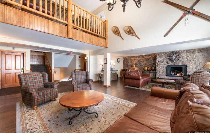 3070 Columbine Drive Photo