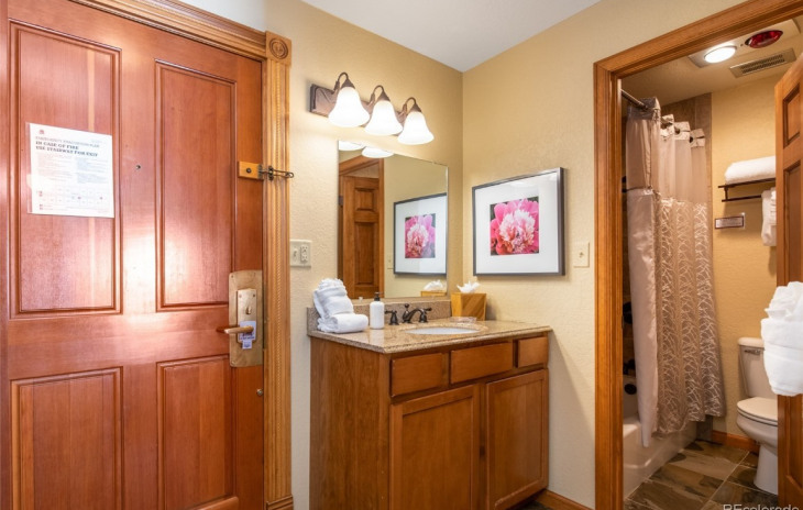 3070 Columbine Drive Photo