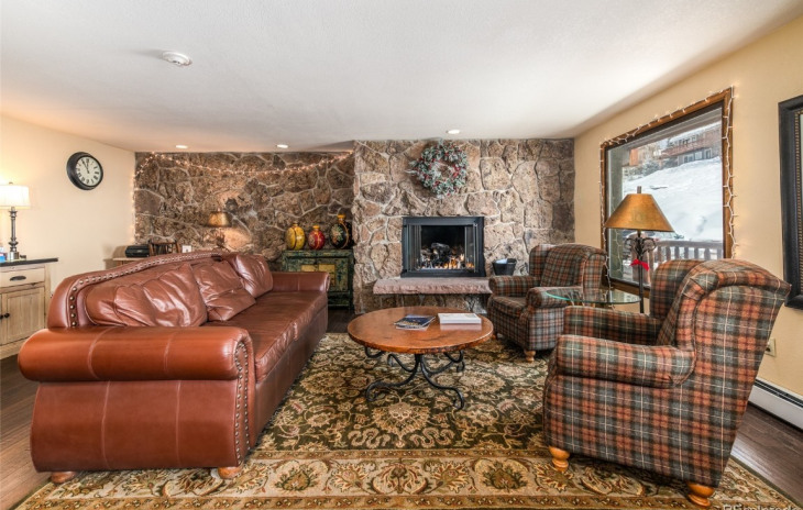 3070 Columbine Drive Photo