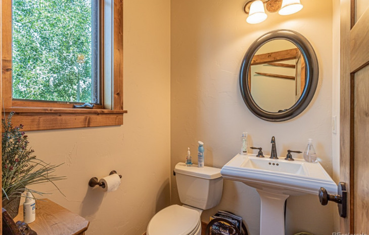 3251 Snowflake Circle Photo