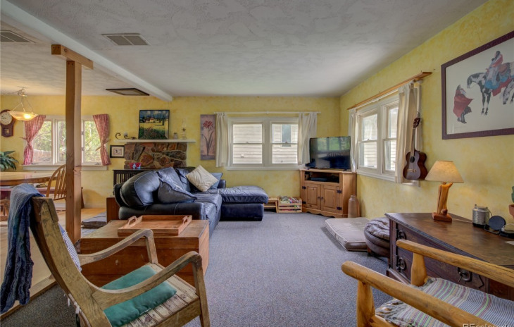 50 E Maple Street Photo