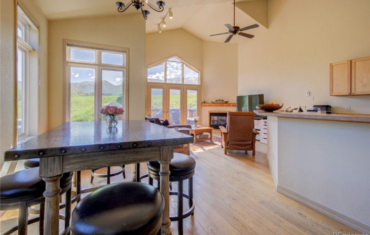 568 Parkview Drive Photo