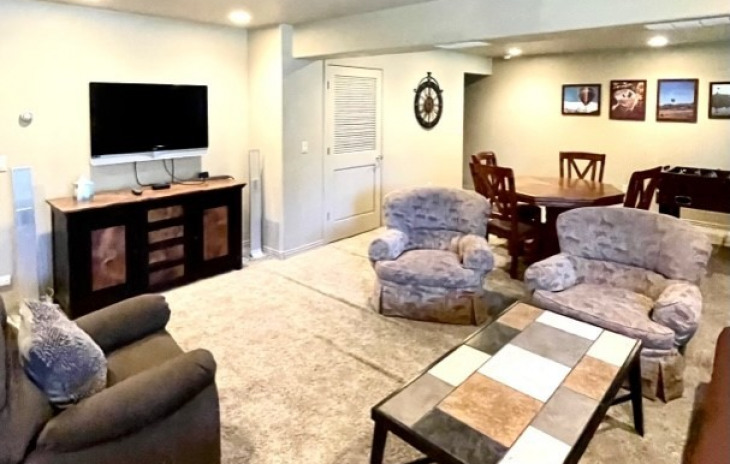 2010 Montview Lane Photo