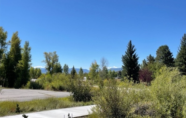 2010 Montview Lane Photo