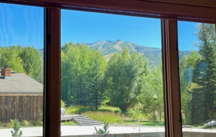 2010 Montview Lane Photo