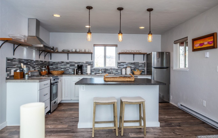42237 Deer Road Photo