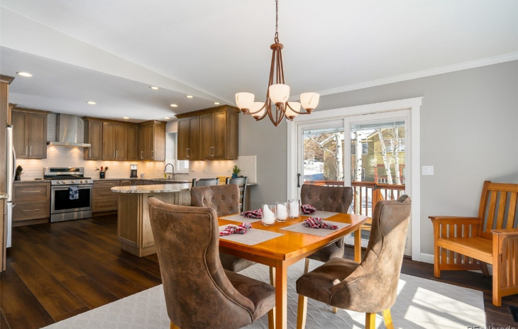 1525 Meadow Lane Photo