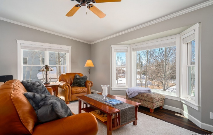 1525 Meadow Lane Photo