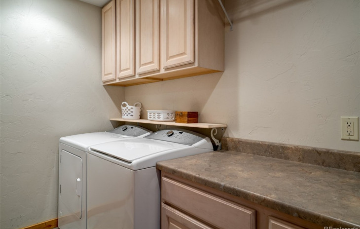 1525 Meadow Lane Photo