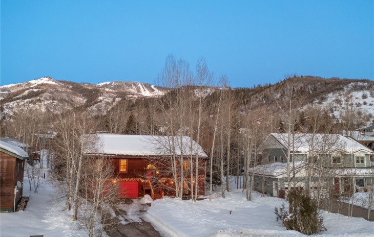 1525 Meadow Lane Photo