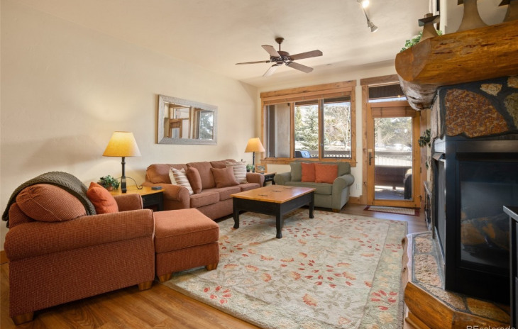 1825 Medicine Springs Drive Photo