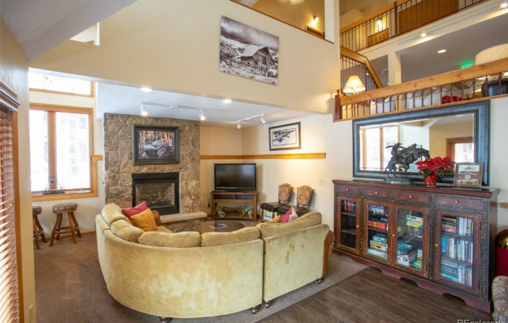 1825 Medicine Springs Drive Photo