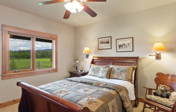 33485 Arabian Way Photo