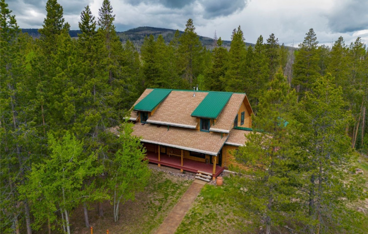 21215 Bucking Way Photo