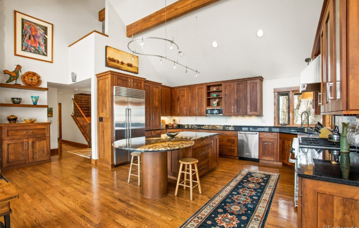 28305 MeAdow Brook Drive Photo
