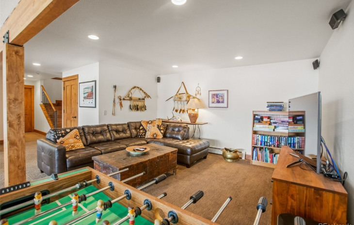28305 MeAdow Brook Drive Photo