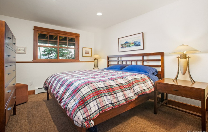 28305 MeAdow Brook Drive Photo