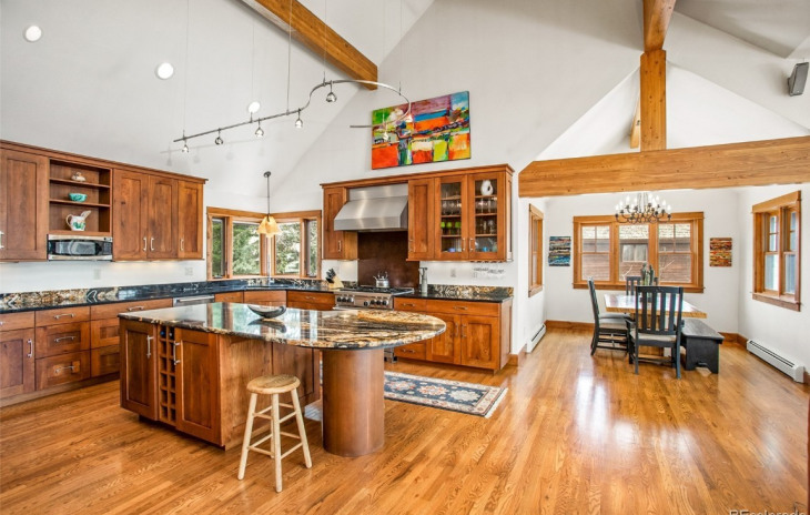 28305 MeAdow Brook Drive Photo