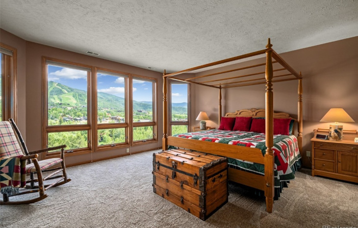 805 Anglers Court Photo