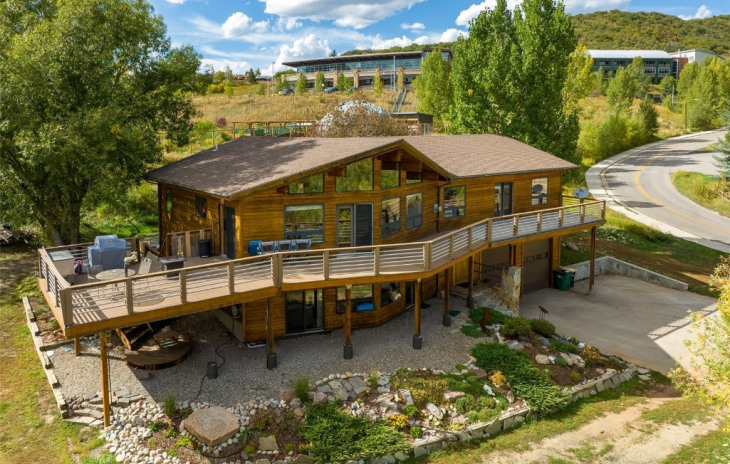 1250 Bob Adams Drive Photo