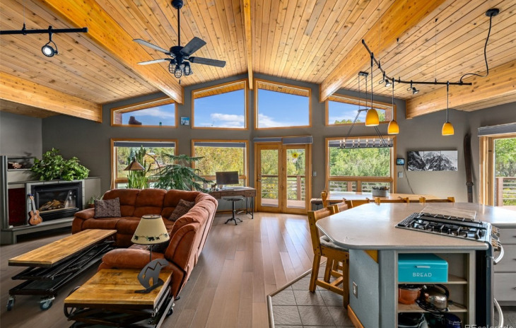 1250 Bob Adams Drive Photo