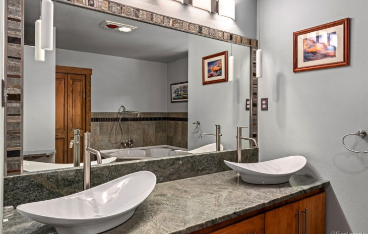 1250 Bob Adams Drive Photo