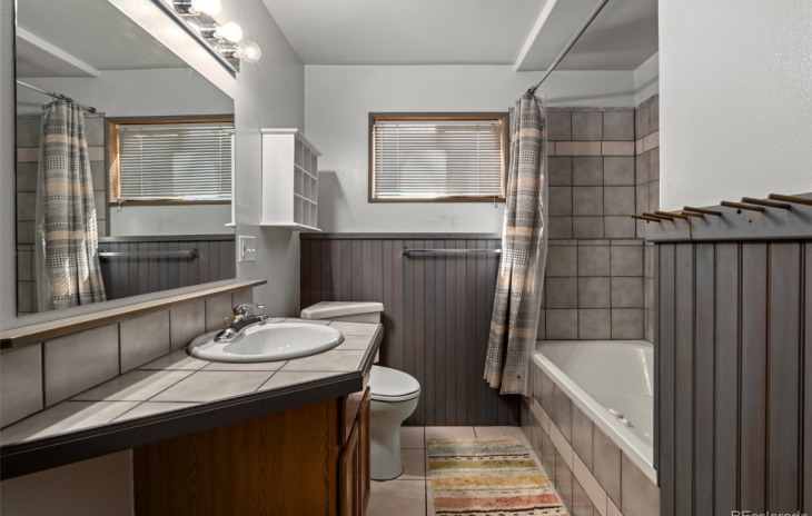 1250 Bob Adams Drive Photo