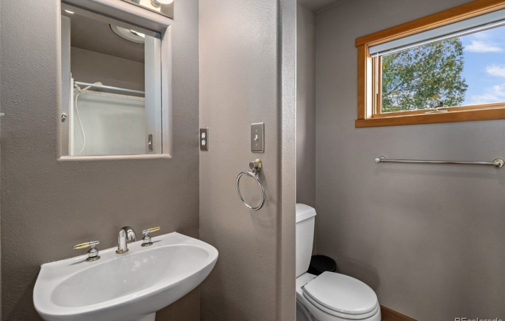 1250 Bob Adams Drive Photo